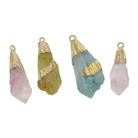 Cristal naturel Pendentif, avec alliage de zinc, Placage de couleur d'or, le style Druzy, plus de couleurs à choisir, 13x43x13mm, 23x62x18mm, Trou:Environ 2mm, Environ 5PC/sac, Vendu par sac