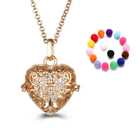 Bola boule pendentif, laiton, avec Éponge, coeur, Placage, Diffusion de l’huile essentielle & avec strass & creux, plus de couleurs à choisir, sans plomb et cadmium, 20mm-30mm, Trou:Environ 2-4mm, Vendu par PC