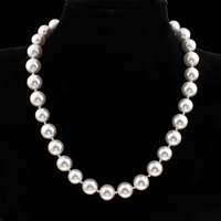 South Sea Shell Ketting, Ronde, verschillende grootte voor keus & voor vrouw, Per verkocht Ca 18 inch Strand