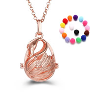 Bola boule pendentif, laiton, avec Éponge, cygne, Placage, Diffusion de l’huile essentielle & creux, plus de couleurs à choisir, sans plomb et cadmium, 20-30mm, Trou:Environ 2-4mm, Vendu par PC