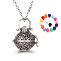 Bola boule pendentif, laiton, avec Éponge, Rond, Placage, Diffusion de l’huile essentielle & creux, plus de couleurs à choisir, sans plomb et cadmium, 20-30mm, Trou:Environ 2-4mm, Vendu par PC