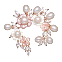 Broche perle d'eau douce, laiton, avec boîte en carton & coquille rose & coquille blanche & perle d'eau douce cultivée, fleur, Plaqué de couleur d'or rose, pour femme & avec zircone cubique, protéger l'environnement, sans nickel, plomb et cadmium, 55x54x13mm, 70x82.5x35mm, Vendu par PC