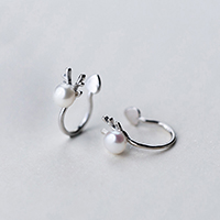 Boucles d'oreilles de Noël, laiton, avec perle de plastique, renne de noël, Placage de couleur platine, Bijoux de Noël & avec le motif de coeur & pour femme, 4mm, 15x10mm, Vendu par paire