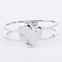 Cink Alloy Bangle Nakit, Srce, platine boja pozlaćen, za žene, dovesti i kadmija besplatno, 70mm, Dužina Približno 7 inčni, Prodano By PC