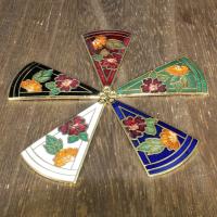 Wisiorki Cloisonne, Trójkąt, pozłacane 24-karatowym złotem, dostępnych więcej kolorów, 50x20mm, otwór:około 1mm, 10komputery/torba, sprzedane przez torba