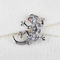 Broche de strass, alliage de zinc, gecko, Placage de couleur platine, pour femme & avec strass, sans plomb et cadmium, 35mm, Vendu par PC