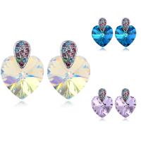 Oreille en cristal CRYSTALLIZED™ Element, laiton, avec CRYSTALLIZED™, coeur, Plaqué de platine, pour femme & facettes, plus de couleurs à choisir, protéger l'environnement, sans nickel, plomb et cadmium, 14x19mm, Vendu par paire