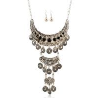 Zinc Alloy Sieraden set, oorbel & halsketting, met Hars, ijzer oorbel haak, met 5cm extender keten, antiek zilver plated, voor vrouw, meer kleuren voor de keuze, lood en cadmium vrij, 230x115mm, Lengte Ca 17.5 inch, Verkocht door Stel