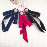 Grosgrain Ribbon Brooch with Glass Pearl & Zinc Alloy plated for woman & with rhinestone nickel lead & cadmium free 30mm 25mm 190mm Sold By PC