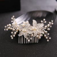 Bridal Decorative Hair Comb Zinc Alloy with ABS Plastic Pearl Flower silver color plated for bridal & with rhinestone lead & cadmium free Sold By PC