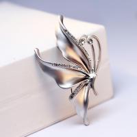 Strass Broche, Zinc Alloy, Vlinder, silver plated, voor vrouw & met strass, 35x57mm, Verkocht door PC