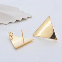 Clou boucle d'oreille en laiton, triangle, Plaqué d'or, avec boucle & tréfilage métallique, protéger l'environnement, sans nickel, plomb et cadmium, 21.50x19.50mm, Trou:Environ 2mm, 20PC/sac, Vendu par sac