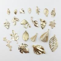 Zinc Alloy Leaf Pendants gold color plated nickel lead & cadmium free Approx 2mm Sold By Lot