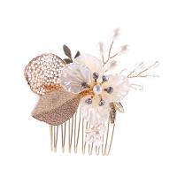 Bridal capelli decorativo Comb, lega in zinco, with Perle di plastica ABS & cristallo, placcato color argento, per la sposa & sfaccettati & con strass, assenza di piombo & cadmio, 55x70mm, Venduto da PC