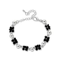 Bracelet en alliage de zinc, avec Plastique ABS perle, avec 55mm chaînes de rallonge, fleur, Placage de couleur argentée, chaîne ovale & pour femme & avec strass, sans plomb et cadmium, 10mm,8mm, Diamètre intérieur:Environ 45mm, Vendu par Environ 5.1 pouce brin