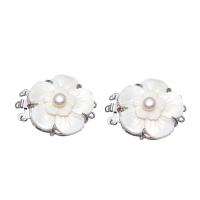 Shell Box Clasp with Cultured Freshwater Nucleated Pearl & Brass Flower Approx 1.5mm Sold By PC