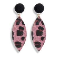 Zinc Alloy Drop Earring, med Plush, rustfrit stål ørering indlæg, Geometrisk mønster, guldfarve belagt, for kvinde & leopard mønster, flere farver til valg, bly & cadmium fri, 24x83mm, Solgt af par