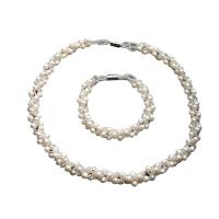 Natural Gekweekte Zoetwater Parel Sieraden Sets, armband & halsketting, met Glas rocailles, messing magnetische sluiting, Aardappel, natuurlijk, wit, 4-5mm, Lengte Ca 17.5 inch, Ca 7 inch, Verkocht door Stel