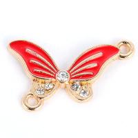 Connecteur en alliage de Zinc animal, papillon, Placage de couleur d'or, émail & avec strass & boucle de 1/1, rouge, protéger l'environnement, sans nickel, plomb et cadmium, 24*14mm, Vendu par sac