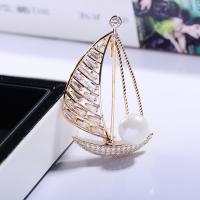 metal broche, con Perlas plásticas, Barco de vela, chapado, micro arcilla de zirconia cúbica & para mujer, más colores para la opción, libre de níquel, plomo & cadmio, 28*45mm, Vendido por UD