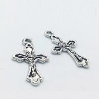 Pendentifs croix en alliage de zinc  , Crucifix, Plaqué de couleur d'argent, protéger l'environnement, sans nickel, plomb et cadmium, 31x18x3mm, Trou:Environ 2mm, 100PC/sac, Vendu par sac