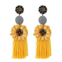 Zinc Alloy Tassel Earring, met Nylon, roestvrij staal oorbel bericht, gold plated, voor vrouw & met strass, meer kleuren voor de keuze, nikkel, lood en cadmium vrij, 45x135mm, Verkocht door pair