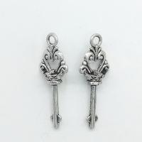 Colgantes de Aleación de Zinc en Forma Llave, chapado en color de plata antigua, libre de níquel, plomo & cadmio, 36x13x10mm, agujero:aproximado 1mm, 100PCs/Bolsa, Vendido por Bolsa