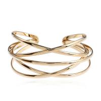 Cink ötvözet Bangle Jewelry, a nő, több színt a választás, 30mm, Belső átmérő:Kb 62mm, 10PC-k/Bag, Által értékesített Bag