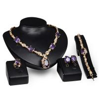 Set gioielli in lega di zinco, anello dito & Bracciale & orecchino & Collana, lega in zinco, placcato color oro, 4 pezzi & per la donna & con strass, viola, Lunghezza Appross. 19 pollice, Venduto da set