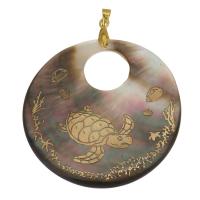 Bijoux pendentifs en laiton, avec coquille noire, Placage de couleur d'or, Avec le modèle animal, protéger l'environnement, sans nickel, plomb et cadmium, 50x3.50mm, Trou:Environ 4mm, Vendu par PC