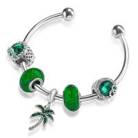 alliage de zinc Cuff Bracelet européenne, avec chalumeau, Palmier, Placage de couleur argentée, pavé de micro zircon & pour femme, vert, protéger l'environnement, sans nickel, plomb et cadmium, Diamètre intérieur:Environ 47mm, Vendu par PC