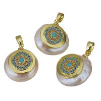 Eau douce-Perle-Brass-Pendentif, laiton, avec perle d'eau douce cultivée, Placage de couleur d'or, bijoux de mode & pavé de micro zircon, protéger l'environnement, sans nickel, plomb et cadmium, 15-15.5x18-19x7-9.5mm, 10PC/lot, Vendu par lot