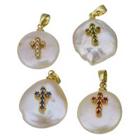 Eau douce-Perle-Brass-Pendentif, laiton, avec perle d'eau douce cultivée, Placage de couleur d'or, bijoux de mode & pavé de micro zircon, plus de couleurs à choisir, protéger l'environnement, sans nickel, plomb et cadmium, 12x18, Trou:Environ 2.5x4.5mm, 10PC/lot, Vendu par lot