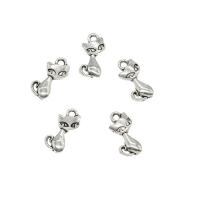 In lega di zinco animali pendenti, lega in zinco, Gatto, placcato argento antico, assenza di nichel,piombo&cadmio, 8x17x2mm, Foro:Appross. 1.9mm, Appross. 1428PC/kg, Venduto da kg