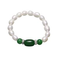 Fionnuisce saothraithe Pearl Bracelet, Pearl Fionnuisce, le spacer práis rhinestone & Aventurine Glas, práis clasp gliomach, dath platanam plátáilte, do bhean, glas, 8-10mm, Díolta Per Thart 7.5 Inse Snáithe