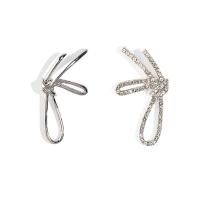 alliage de zinc Boucles d’oreilles asymétriques stud, Placage, pour femme & avec strass, plus de couleurs à choisir, protéger l'environnement, sans nickel, plomb et cadmium, 41*22mm, Vendu par paire