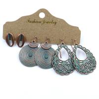 Pendientes de Aleación de Zinc, Pendiente de stud & pendiente, Patrón Geométrico, chapado en color bronce antiguo, tres piezas, color original, libre de níquel, plomo & cadmio, 3parespareja/Set, Vendido por Set