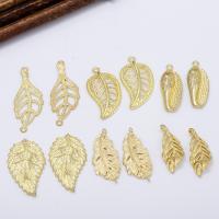 Colgantes de la joyería de cobre amarillo, metal, Hoja, chapado, Bricolaje & diferentes estilos para la opción & hueco, dorado, 25*10mm, Vendido por UD