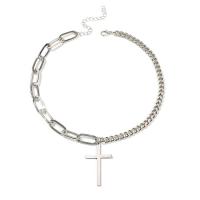 Colar de jóias de aço inoxidável, with 2.7inch extender chain, Cruz, cromado de cor platina, torção oval & cadeia oval & para mulher, 44mm, vendido para Aprox 14 inchaltura Strand