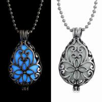 Luminated collana, lega in zinco, gioielli di moda & unisex & luminoso, argento, Venduto per Appross. 16.5 pollice filo