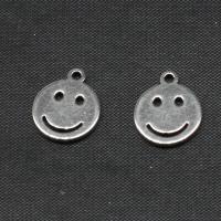 Stainless Steel Pendants Round silver color plated Sold By PC