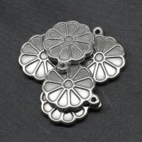 Stainless Steel Flower Pendant silver color plated Sold By PC