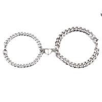 Pareja pulsera y brazalete, acero inoxidable, con aleación de zinc, Corazón, Cadena de piezas retorcidas & con magnético & diferentes estilos para la opción & para la pareja, longitud aproximado 7 Inch, aproximado 7.8 Inch, Vendido por Set