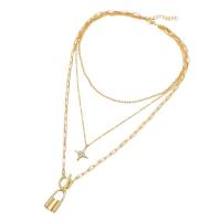 Collier de mode Multi couche, alliage de zinc, multicouche & pour femme & avec strass, doré, Vendu par PC