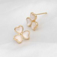 Messing Earring Drop Component, met Schelp, Three Leaf Clover, gouden, 15x14x3mm, Verkocht door PC