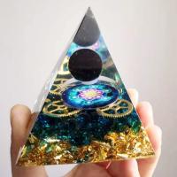 Resin pyramide Dekoration, Triangle, andre effekter, flerfarvede, 60x60mm, Solgt af PC