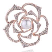 Strass Broche, Zinc Alloy, met Plastic Pearl, Bloem, rose goud plated, voor vrouw & met strass, nikkel, lood en cadmium vrij, 52x52mm, Verkocht door PC