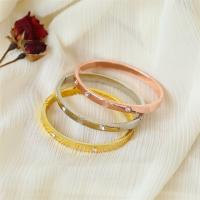 Zinc Alloy Bangle Smykker, forgyldt, for kvinde & med rhinestone, flere farver til valg, 5x61mm, Solgt af PC