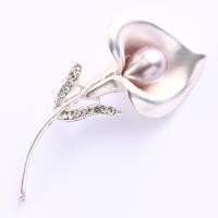 Zinc Alloy Brocher, med Plastic Pearl, Flower, Udskrivning, Micro Pave cubic zirconia & for kvinde, flere farver til valg, 60x30mm, Solgt af PC