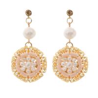 Boucles d'oreilles en perles d'eau douce, acier inoxydable, avec perle & cristal & laiton, Placage de couleur d'or, bijoux de mode & pour femme, Vendu par paire